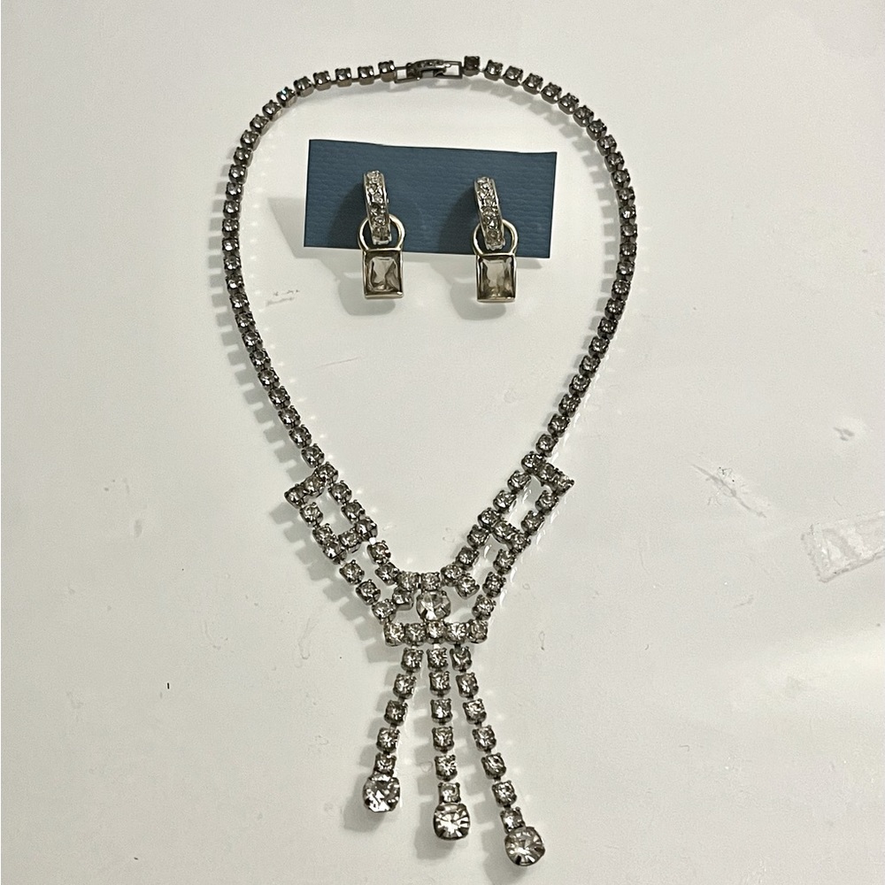 Vintage rhinestone bib tassel necklace and free pierced rhinestone earrings